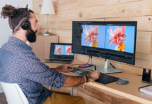 DELL | UltraSharp 43 4K USB-C Hub (U4323QE) monitor IPS Black