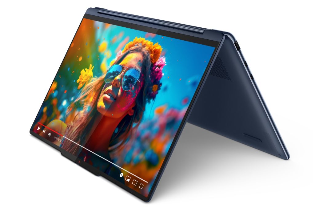 laptop Lenovo Yoga al CES 2024