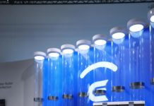 ECOVACS e il suo nuovo DEEBOT X8 PRO OMNI vincono due premi a IFA 2024